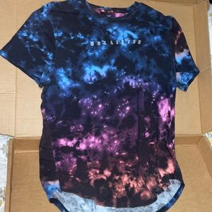 Hollister curve tee
